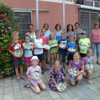 Ferienprogramm „Mosaiken“ des Obst- und Gartenbauvereins Pommelsbrunn am 22.8.2018 im Gemeinschaftshaus Pommelsbrunn