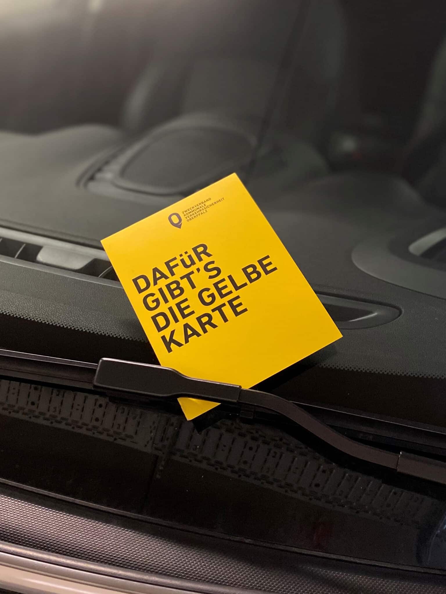 Gelbe Karte, Bildquelle Nadine Meier ZV KVS Oberpfalz